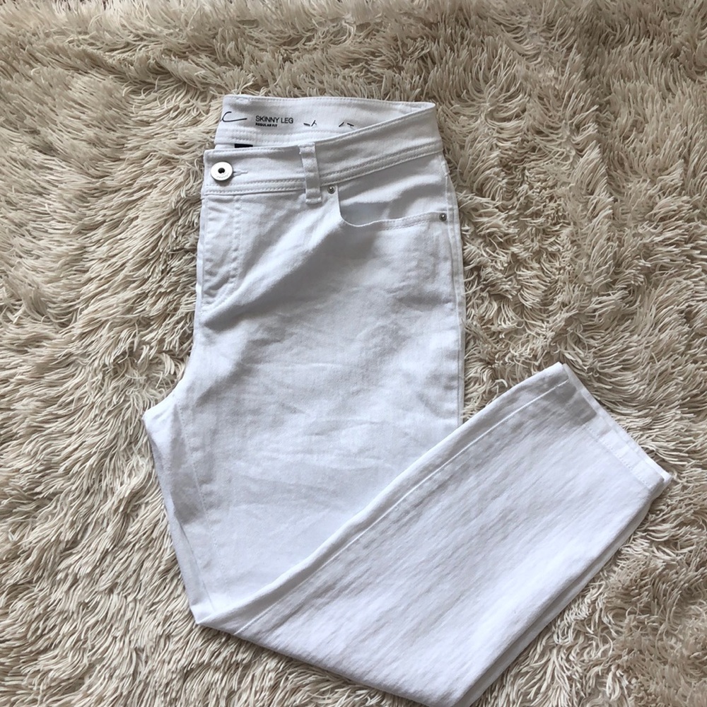 INC skinny leg Petite